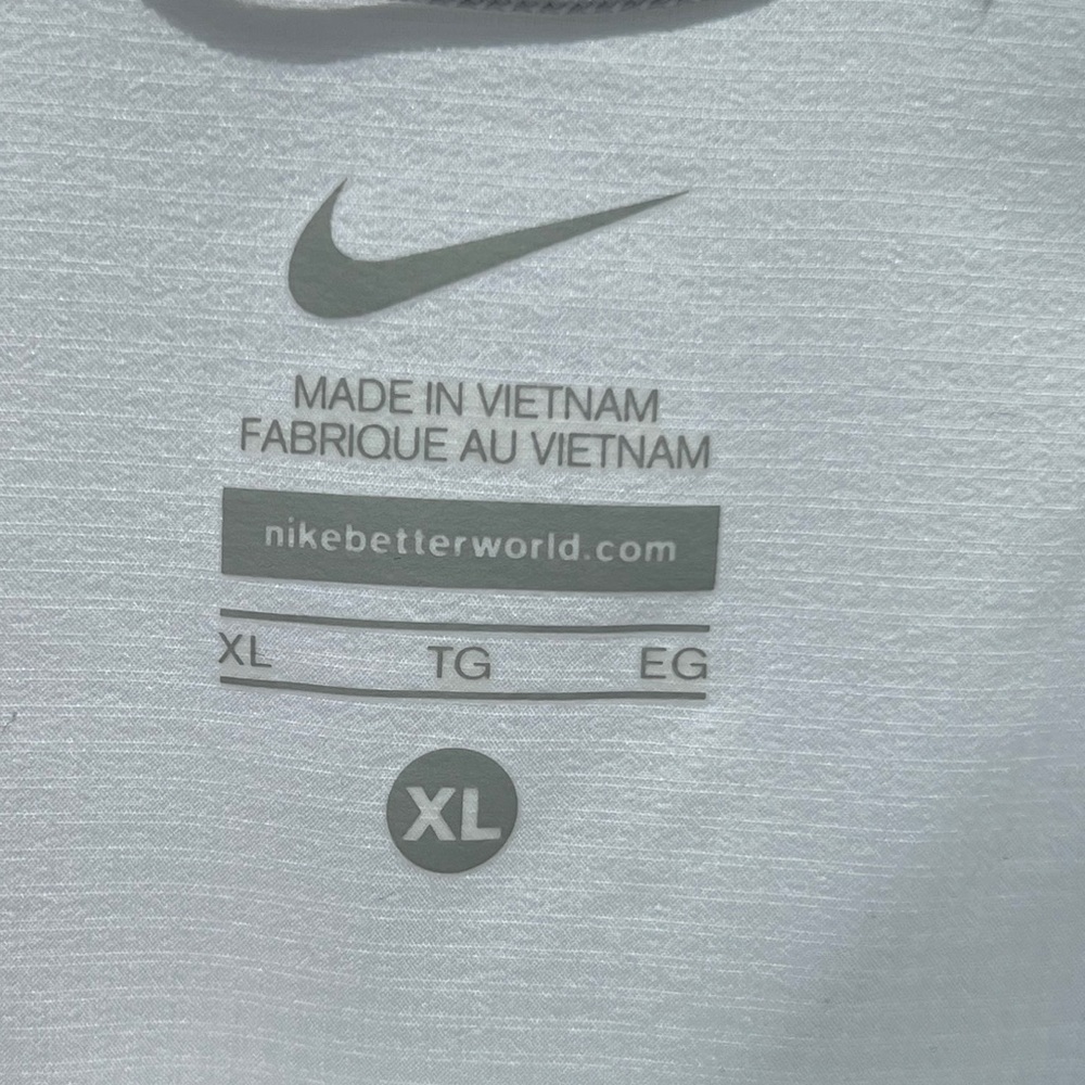 Nike Full Zip Hooded Windbreaker White with Gray Accents Woman’s Size XL - Picture 6 of 7